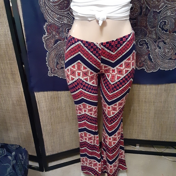 Maeve lrg Fitted Flared Leggings - Picture 3 of 4